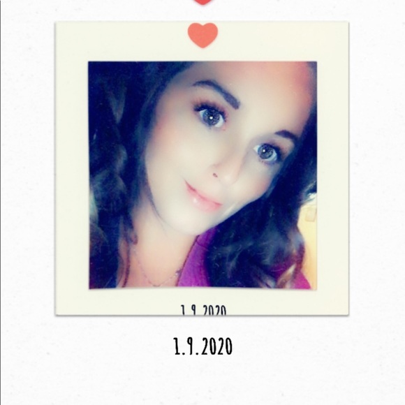 Meet your Posher, Leslie - Picture 1 of 1